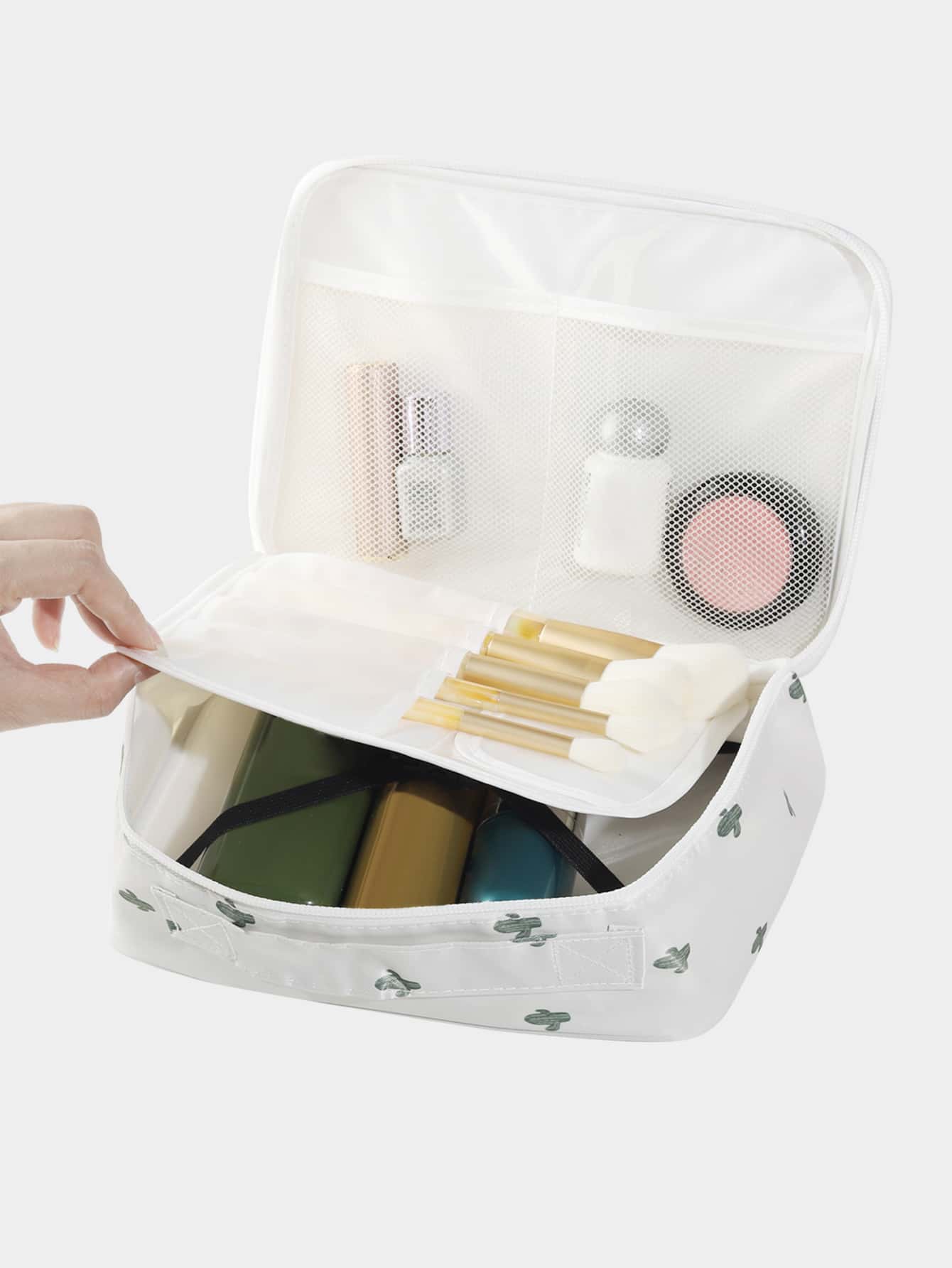 حقيبة مستحضرات تجميل مقاومة لل - مراجعة Beauty Makeup Case وسعره
